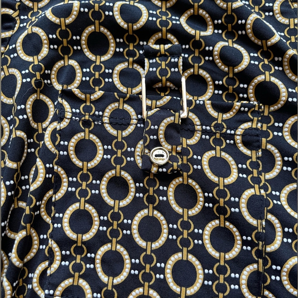 PerSeption Concept: (SMALL) short sleeve lightweight blouse